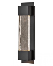 Hinkley Canada 10594BK - Medium Wall Mount Lantern